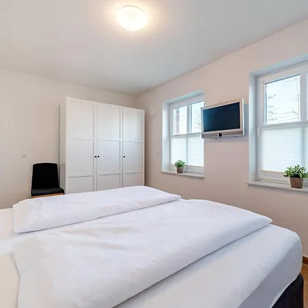 Albatros Eg Apartment